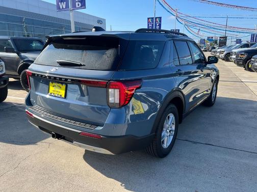 Vapor Blue 2026 Ford Explorer Active