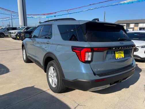 Vapor Blue 2026 Ford Explorer Active