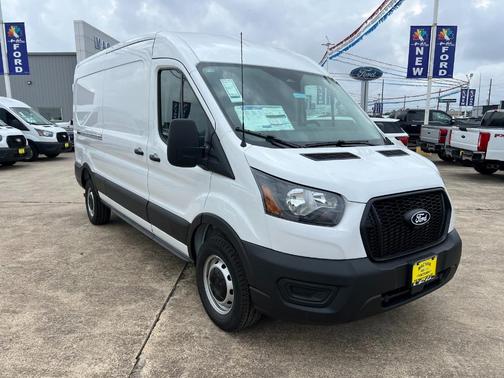2026 Ford Transit-250 148 WB Medium Roof Cargo