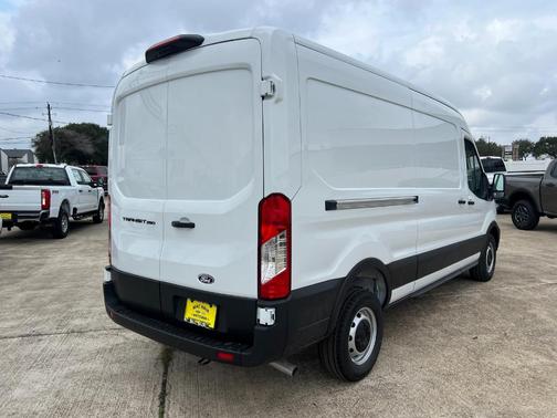 2026 Ford Transit-250 148 WB Medium Roof Cargo