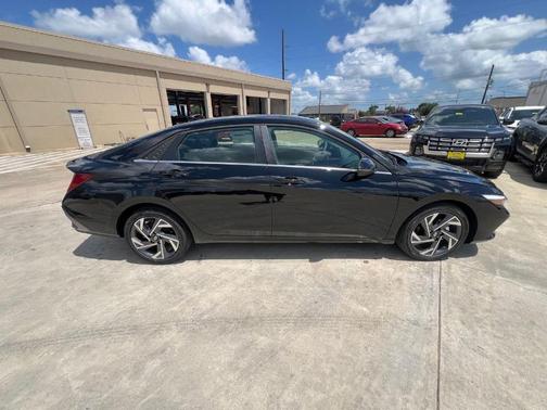 Black 2026 Hyundai ELANTRA Limited