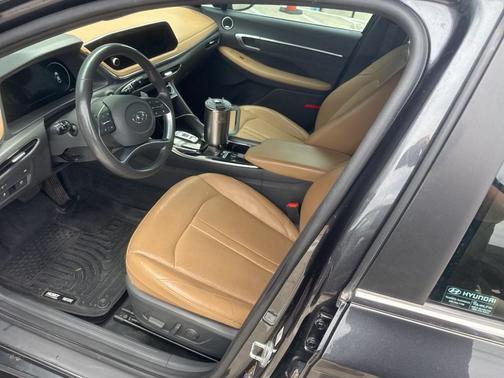 2021 Hyundai SONATA Limited