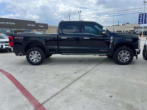 Black Metallic 2024 Ford F-250 King Ranch