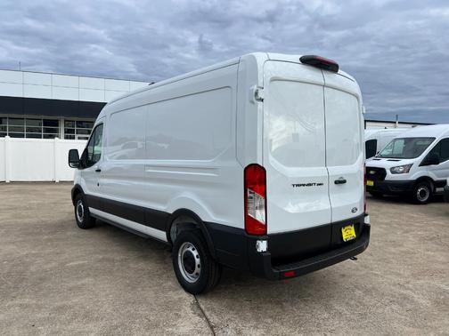 2026 Ford Transit-250 148 WB Medium Roof Cargo