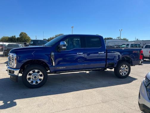 Blue Metallic 2026 Ford F-250 Lariat