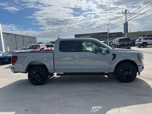 Avalanche 2026 Ford F-150 Lariat