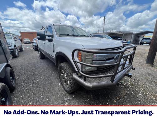 White 2017 Ford F-250 King Ranch