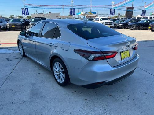 Celestial Silver Metallic 2022 Toyota Camry LE