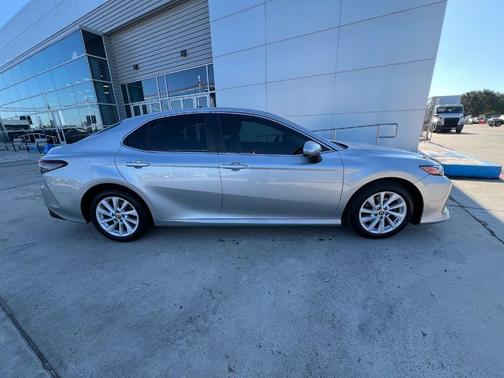 Celestial Silver Metallic 2022 Toyota Camry LE