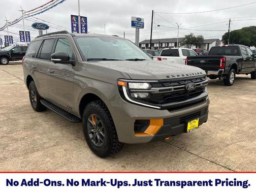 Gray 2026 Ford Expedition Tremor