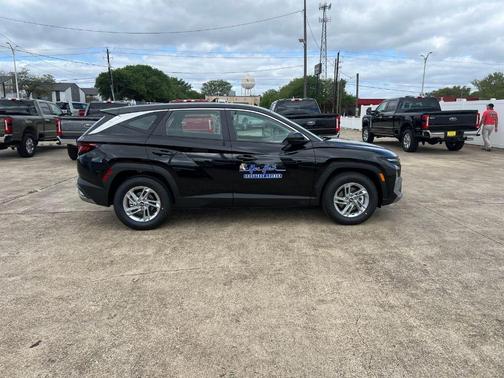 Phantom Black 2026 Hyundai TUCSON SE