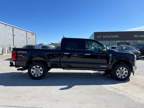 2026 Ford F-250 Lariat