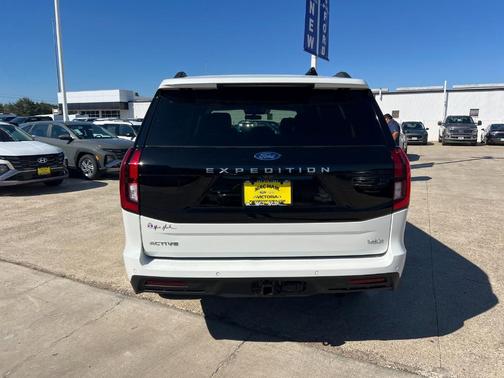 2025 Ford Expedition Max Active