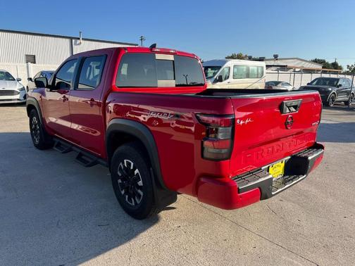 2023 Nissan Frontier PRO-X