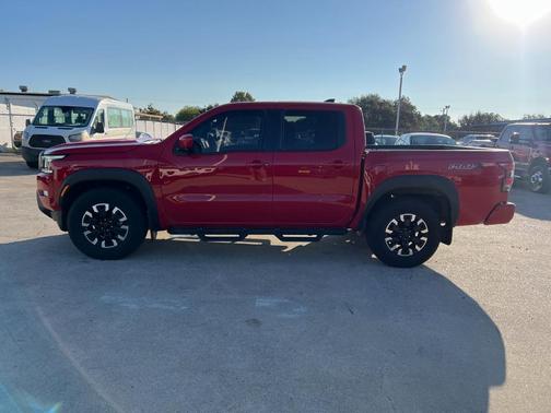 2023 Nissan Frontier PRO-X
