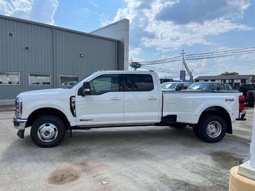 2026 Ford F-350 Lariat Super Duty