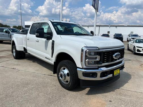 2026 Ford F-350 Lariat Super Duty