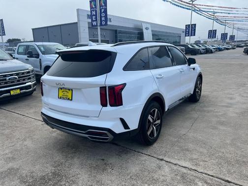 2023 Kia Sorento S