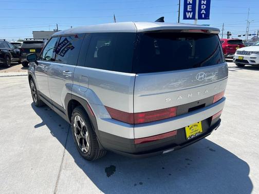 2025 Hyundai SANTA FE SE