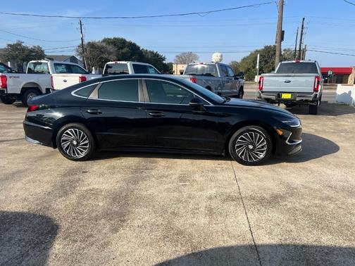 2023 Hyundai SONATA Hybrid SEL