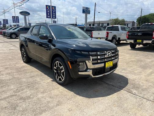 Phantom Black 2026 Hyundai SANTA CRUZ Limited