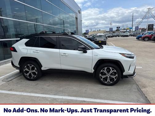 Ice 2023 Toyota RAV4 Prime XSE