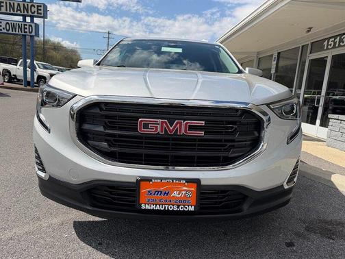 Quicksilver Metallic 2020 GMC Terrain SLE