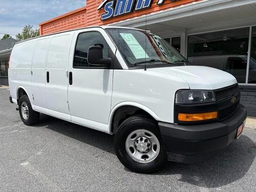 2022 Chevrolet Express 2500 RWD 2500 Regular Wheelbase WT