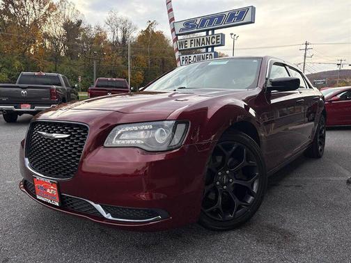 2019 Chrysler 300 Touring
