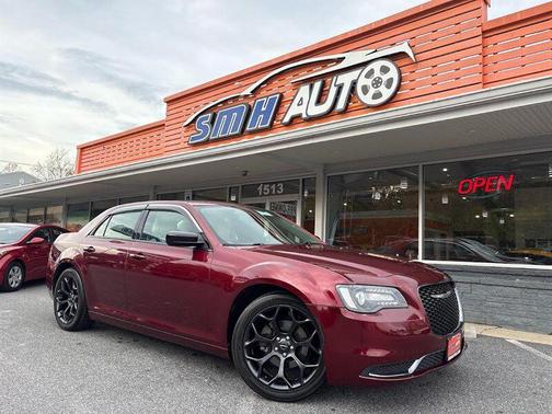 2019 Chrysler 300 Touring