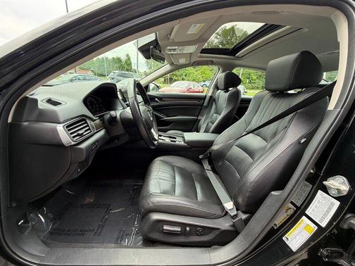 Crystal Black Pearl 2019 Honda Accord EX-L