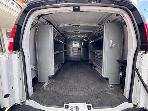 2022 Chevrolet Express 2500 RWD 2500 Regular Wheelbase WT