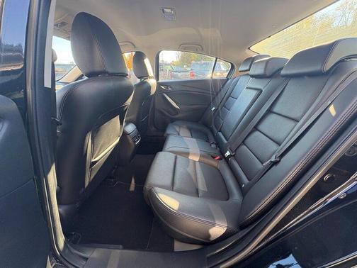 2016 Mazda Mazda6 i Touring