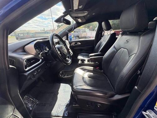 2020 Chrysler Pacifica L