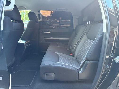 2019 Toyota Tundra SR5