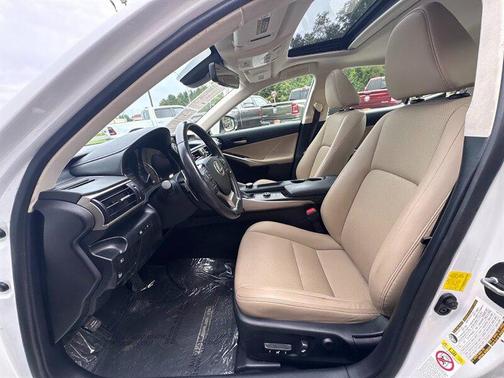 2017 Lexus IS 300 Base