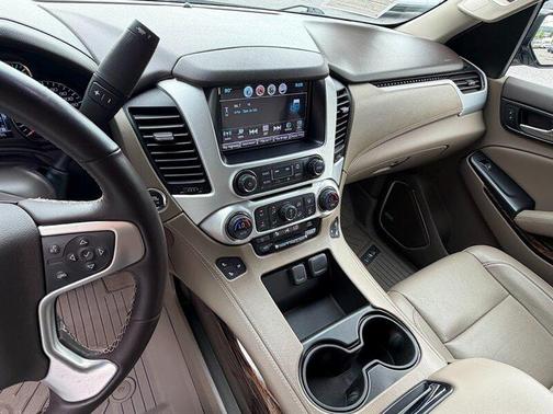 Dark Sky Metallic 2019 GMC Yukon XL SLT