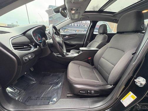 2017 Chevrolet Malibu 1LT