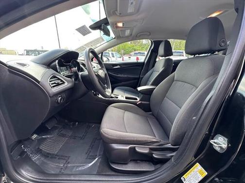 2018 Chevrolet Cruze LS