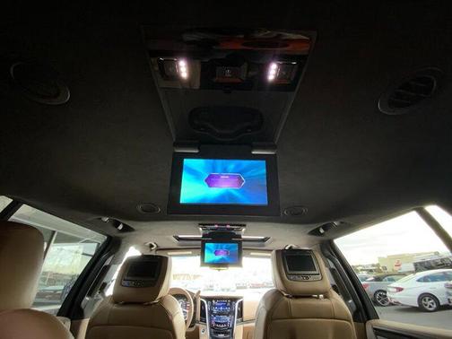 2018 Cadillac Escalade ESV Platinum