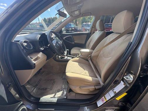 2009 Toyota RAV4 Base