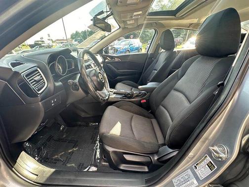 2016 Mazda Mazda3 i Touring