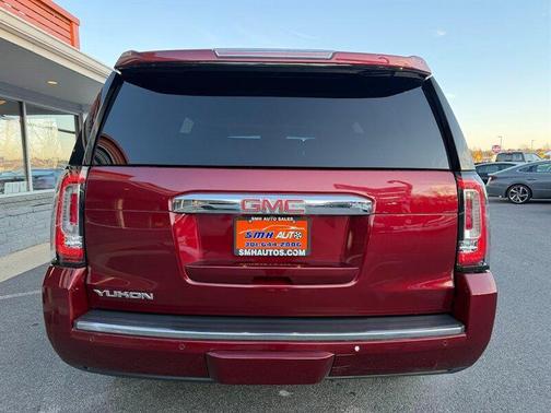 2017 GMC Yukon Denali