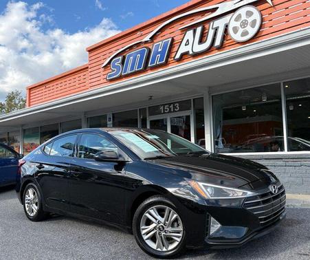 2019 Hyundai ELANTRA SEL