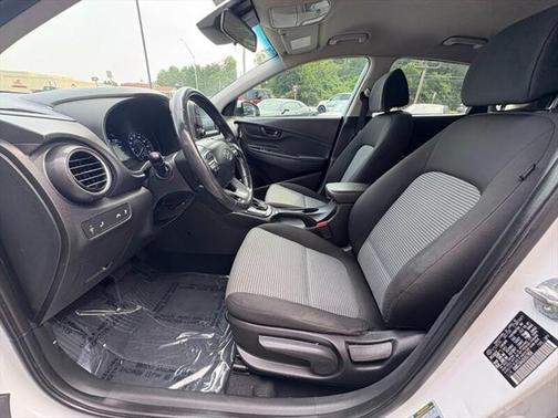 2020 Hyundai KONA SEL