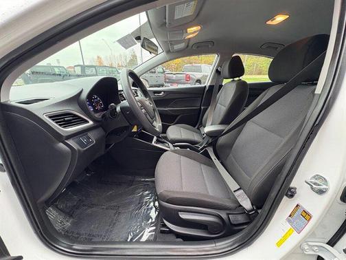 2022 Hyundai Accent SEL