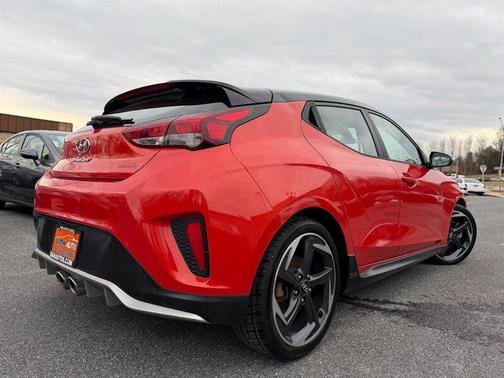 2019 Hyundai Veloster Base