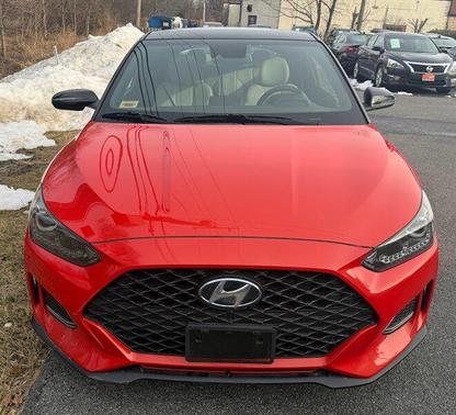 2019 Hyundai Veloster Base