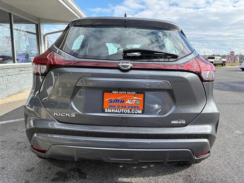 2024 Nissan Kicks S
