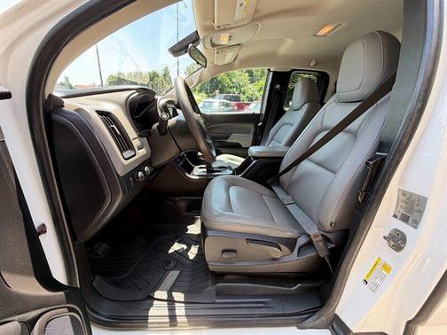 Summit White 2018 Chevrolet Colorado WT